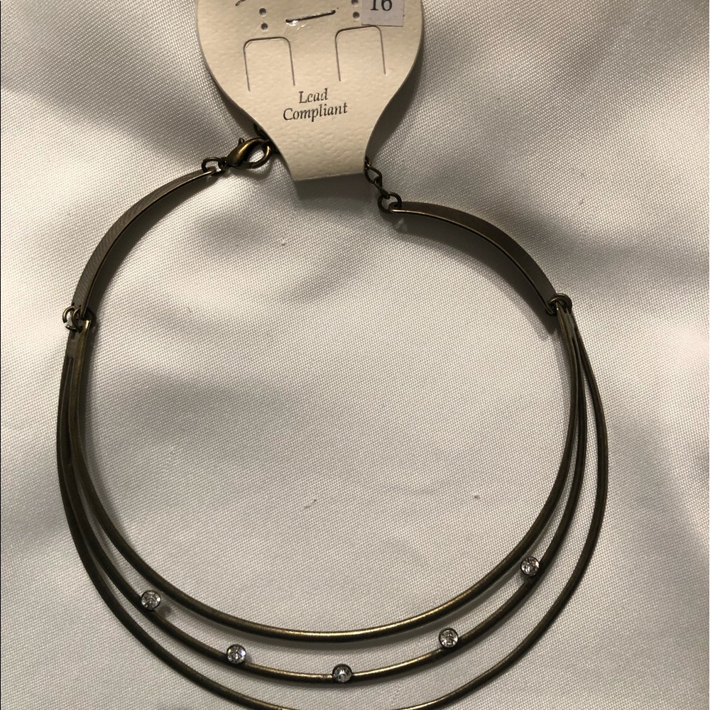 Costume jewelry, necklace